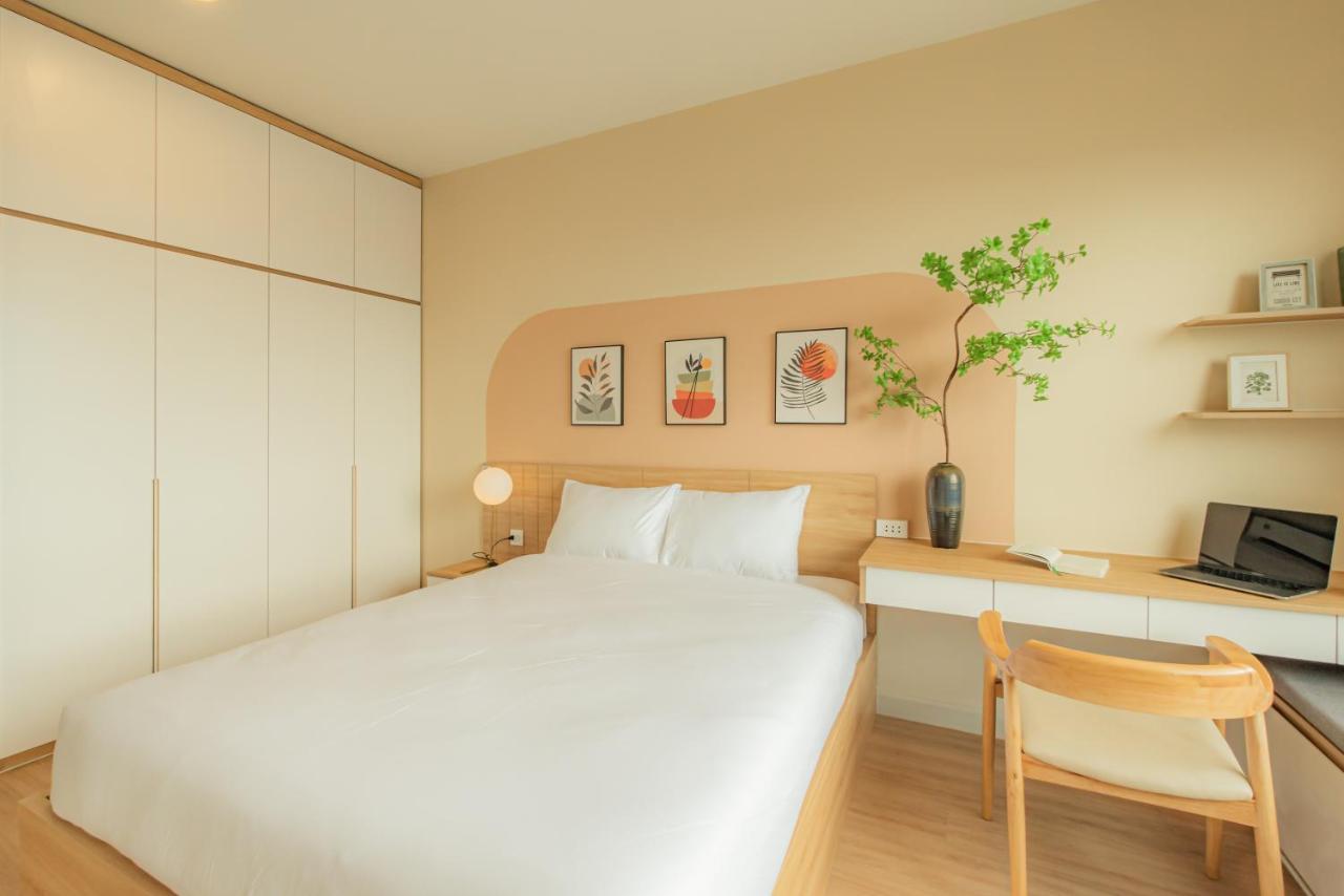 9Trip Stay In Soho Residence - 3 Bedrooms Apartment In District 1, Next To Bui Vien Walking Street - Free Saigon Nightlife Walking Tour Hô Chi Minh-Ville Extérieur photo