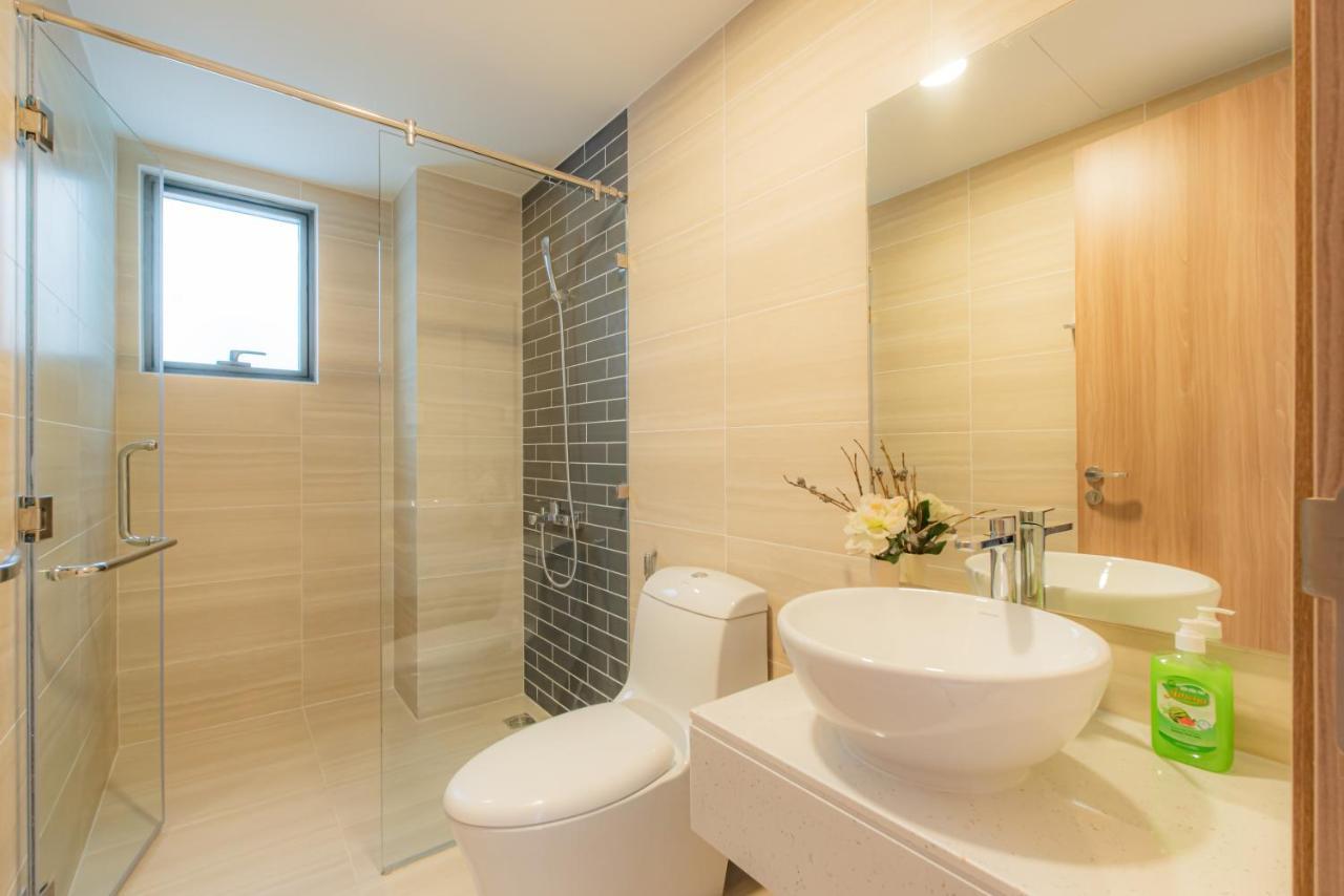 9Trip Stay In Soho Residence - 3 Bedrooms Apartment In District 1, Next To Bui Vien Walking Street - Free Saigon Nightlife Walking Tour Hô Chi Minh-Ville Extérieur photo