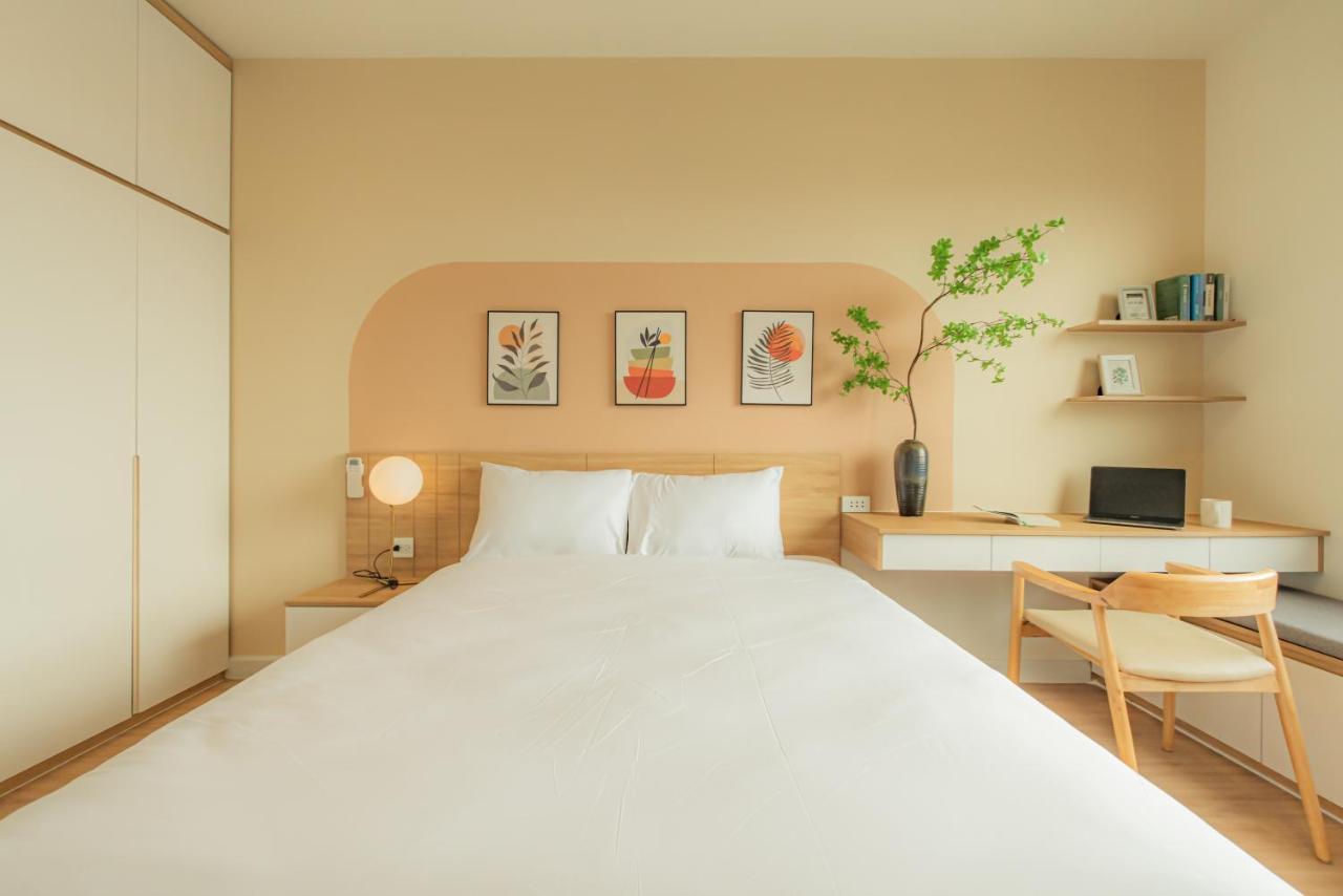 9Trip Stay In Soho Residence - 3 Bedrooms Apartment In District 1, Next To Bui Vien Walking Street - Free Saigon Nightlife Walking Tour Hô Chi Minh-Ville Extérieur photo