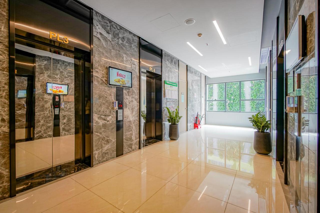 9Trip Stay In Soho Residence - 3 Bedrooms Apartment In District 1, Next To Bui Vien Walking Street - Free Saigon Nightlife Walking Tour Hô Chi Minh-Ville Extérieur photo