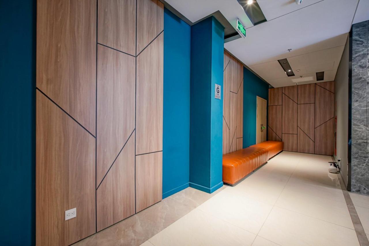 9Trip Stay In Soho Residence - 3 Bedrooms Apartment In District 1, Next To Bui Vien Walking Street - Free Saigon Nightlife Walking Tour Hô Chi Minh-Ville Extérieur photo